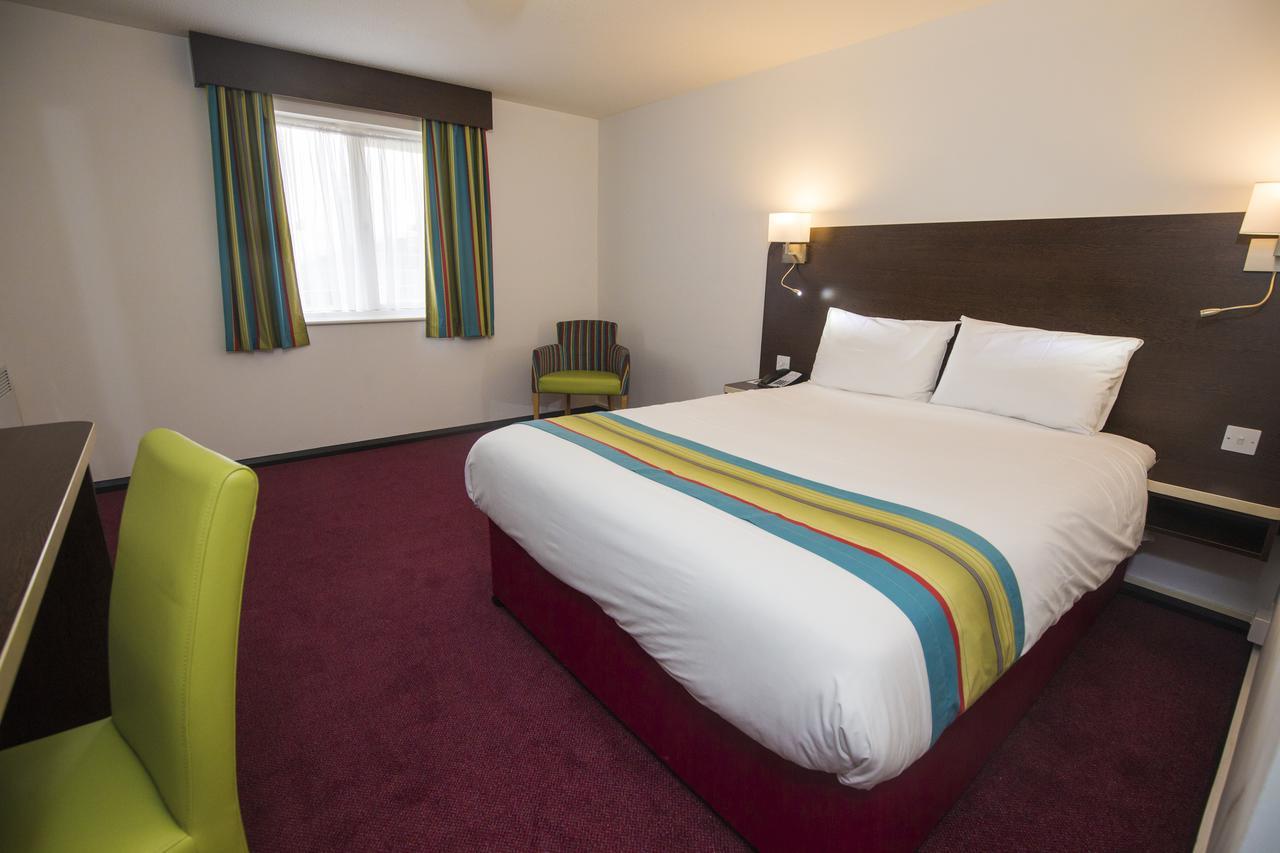Hotel Ramada London South Mimms Potters Bar Exteriér fotografie